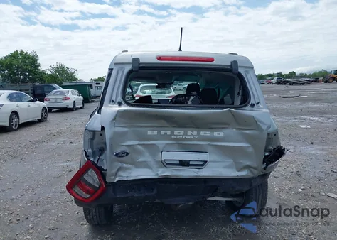 2022 Ford Bronco Sport Big Bend z USA, uszkodzony, nr VIN 3FMCR9B67NRE18180